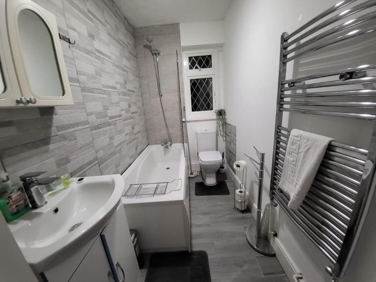 City Centre Room, Wifi, Share Facility Swansea Kültér fotó